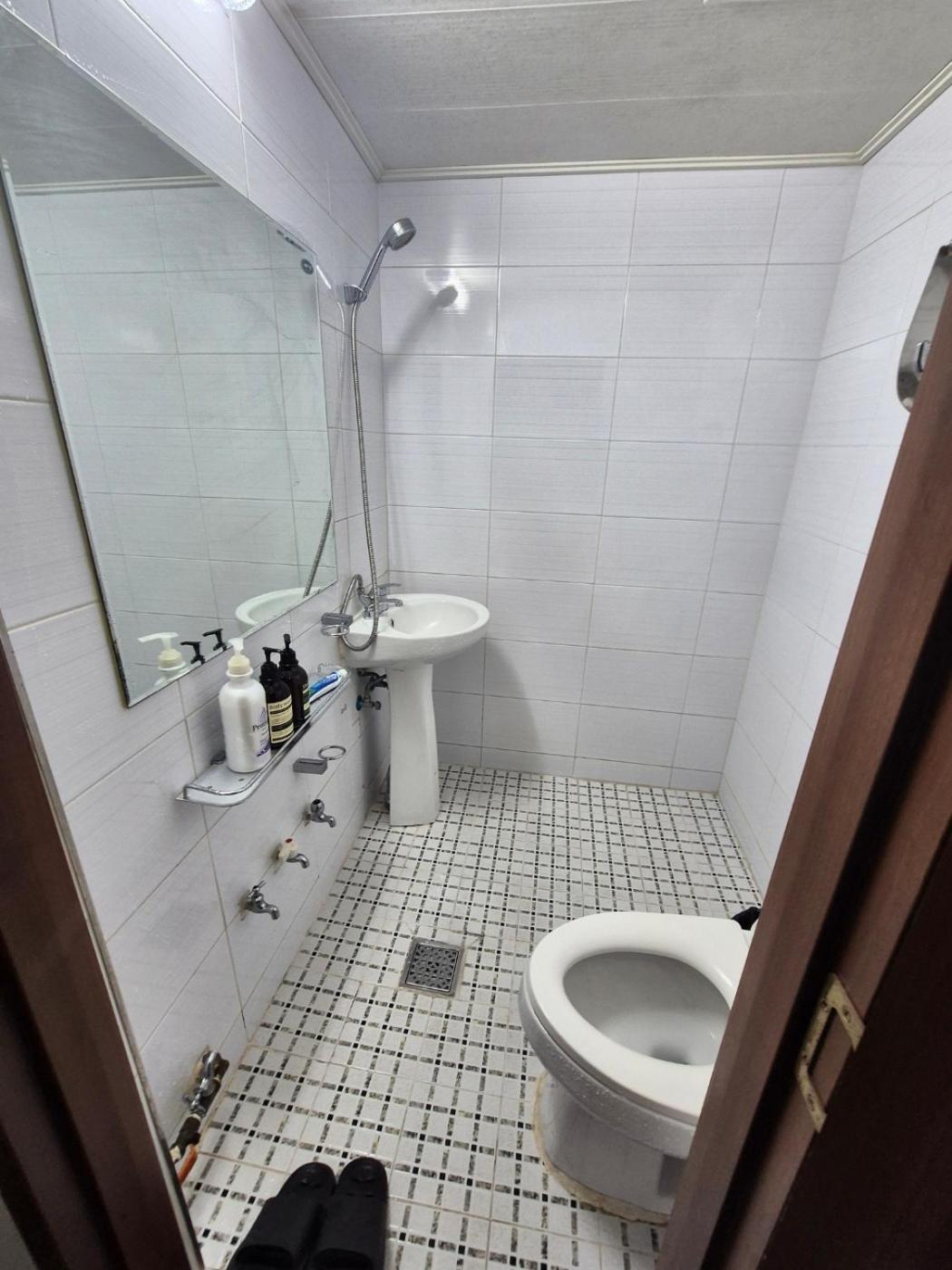 Joyful Stay Seoul Bagian luar foto