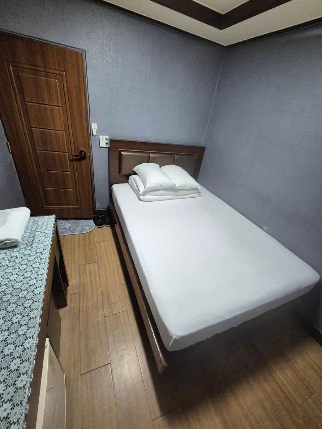 Joyful Stay Seoul Bagian luar foto